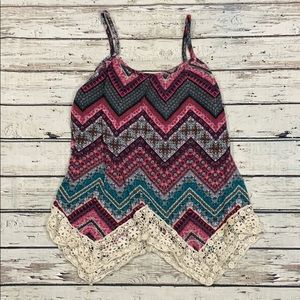 🌵3/$20• Lace Detailed Patterned Tank Top